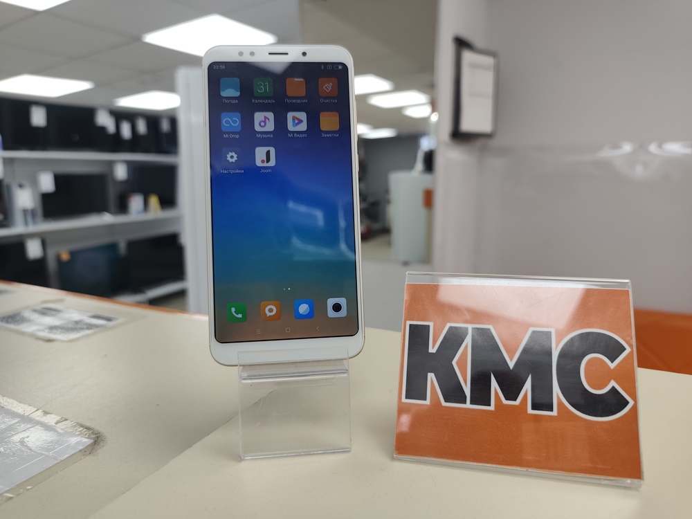 Смартфон Xiaomi Redmi 5 Plus 4/64