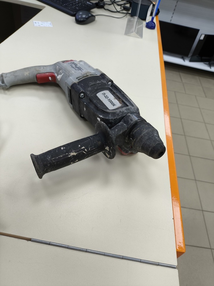 Перфоратор Ресанта П-32-1000К