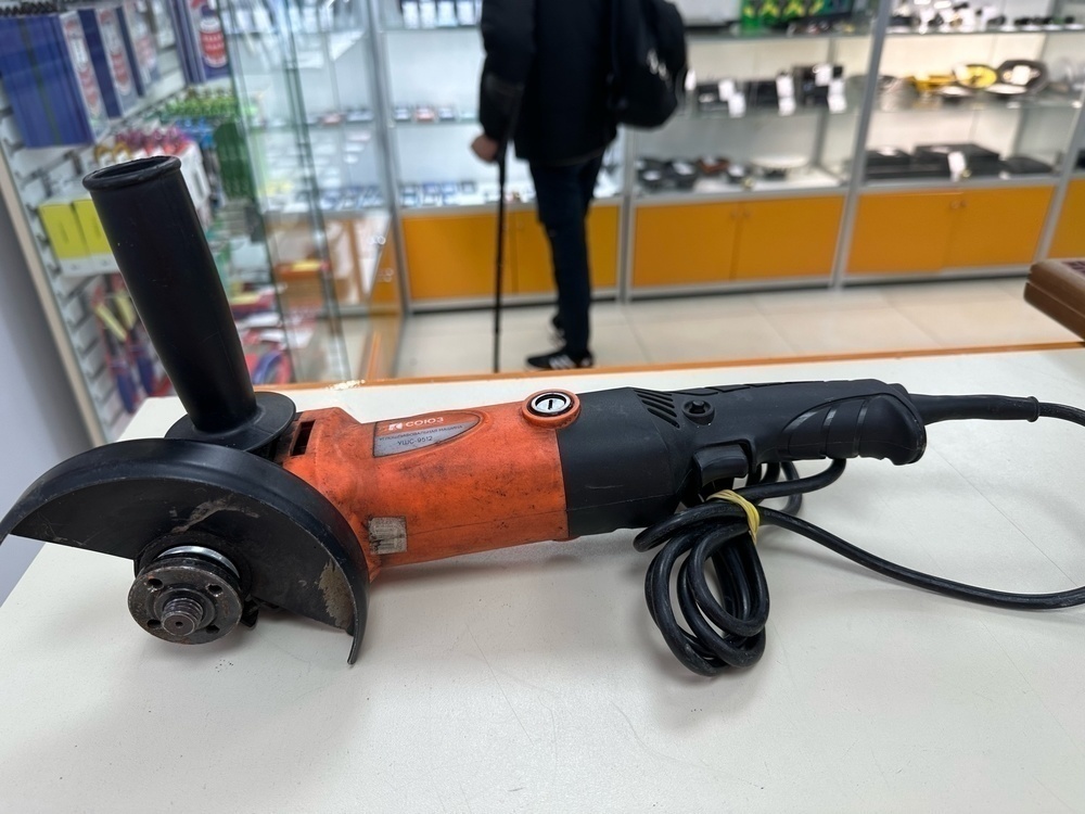 Угловая шлифмашина Союз УШС-9512
