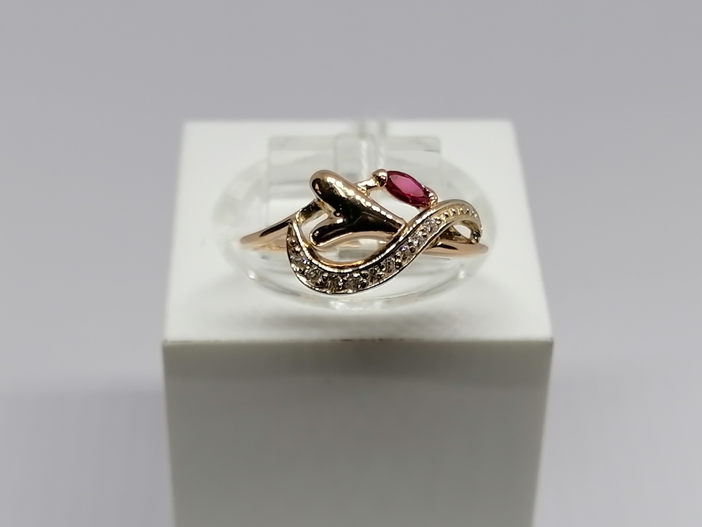 КОЛЬЦО С КАМНЯМИ (Au 585)