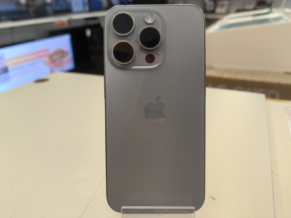 Смартфон Apple Iphone 15 Pro 128Gb