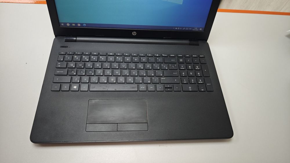 Ноутбук HP RTL8723DE; Celeron N3060, HD Graphics, 4 Гб, Нет, 500 Гб