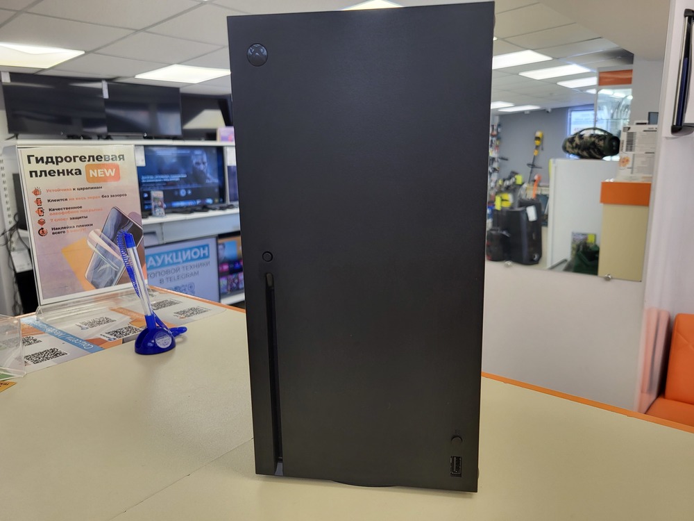 Игровая приставка Xbox Series X 1Tb