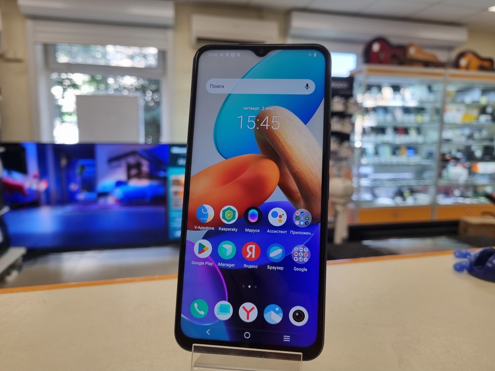 Смартфон Vivo Y35 4/128