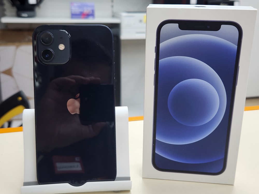 Смартфон Apple iPhone 12 128Gb