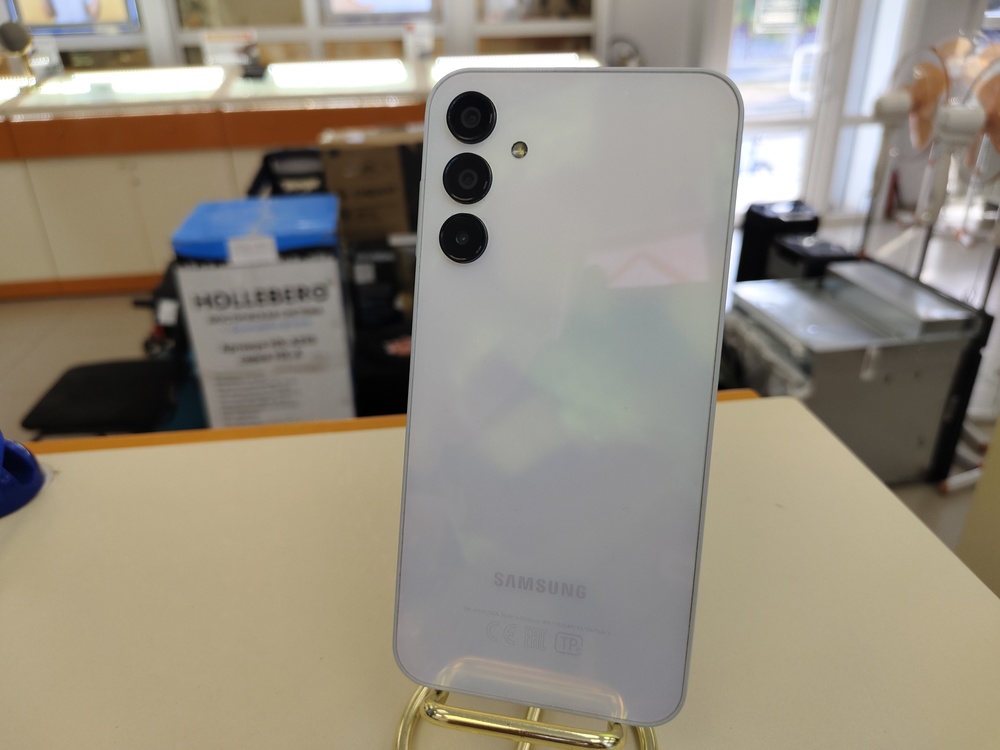 Смартфон Samsung Galaxy A15 4/128