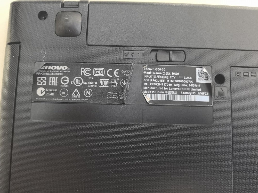 Ноутбук Lenovo; Core i5-4200U, GeForce GT 820M, 8 Гб, 120 Гб, Нет