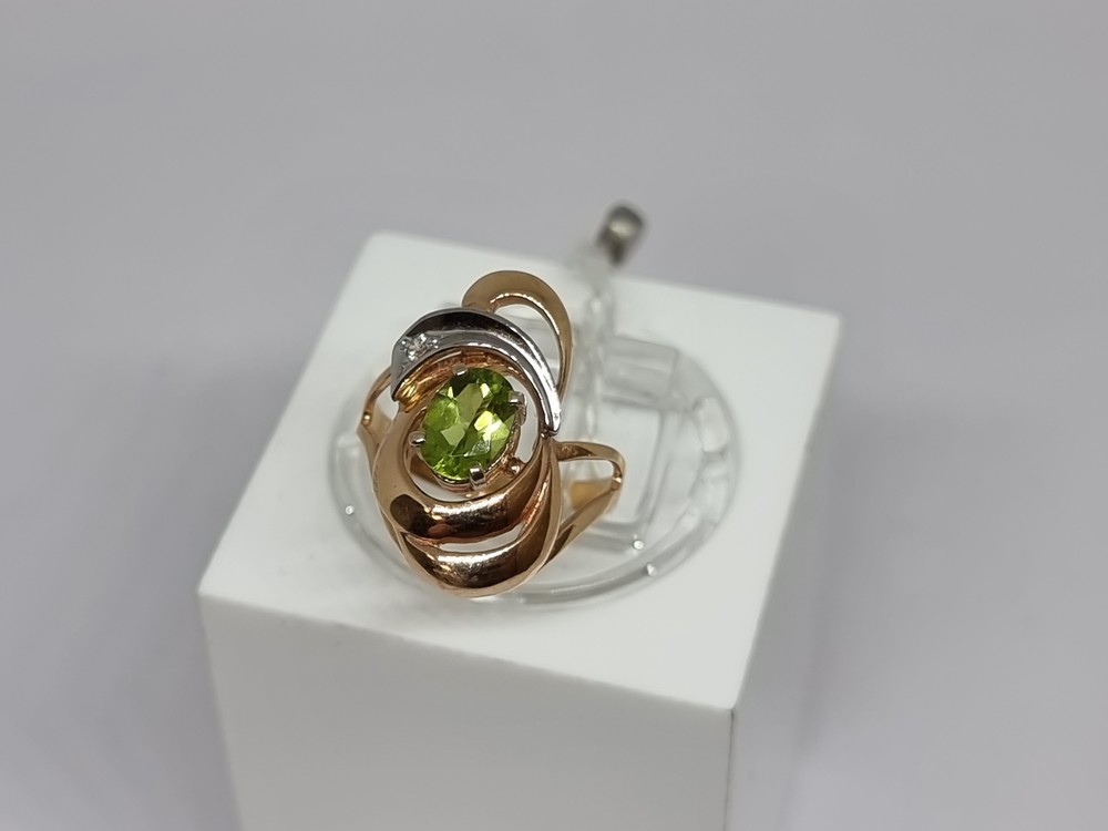 КОЛКМИ585 КОЛЬЦО С КАМНЯМИ (Au 585)