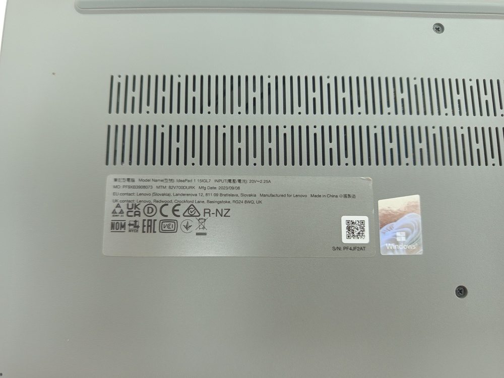 Ноутбук Lenovo; Celeron N4020, Intel UHD Graphics 600, 4 Гб, 128 Гб, Нет