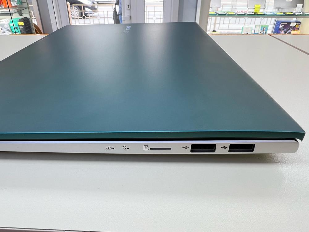 Ноутбук ASUS; Core i5-1135G7, Intel iris XE Graphics, 8 Гб, 500 Гб, Нет