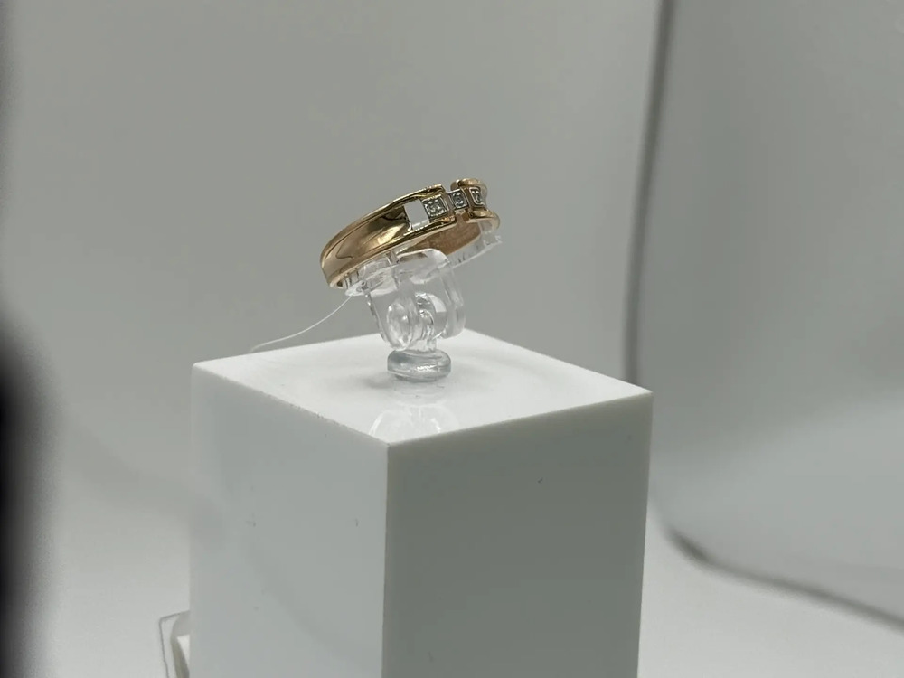 КОЛЬЦО С КАМНЯМИ (Au 585)