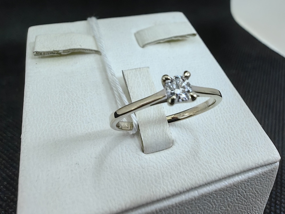 КОЛЬЦО БРИЛЛИАНТ Au 585