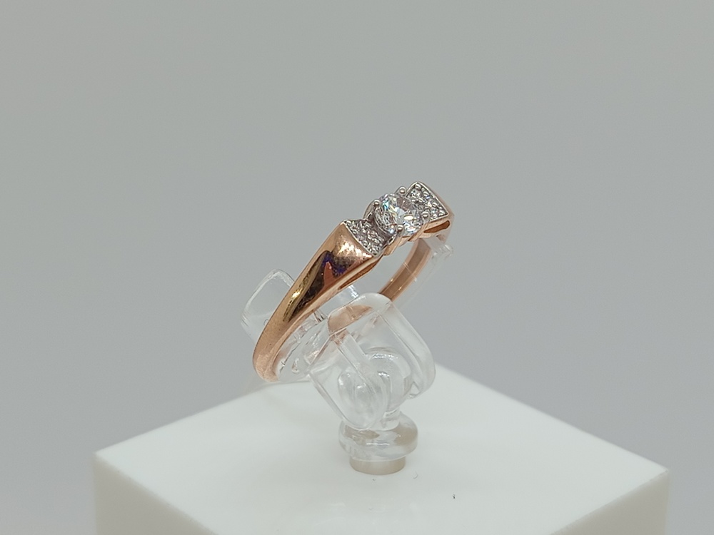 КОЛЬЦО С КАМНЯМИ (Au 585)