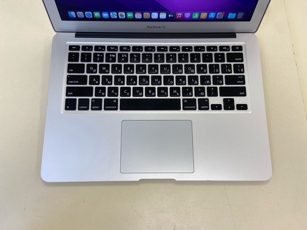 Ноутбук Apple MacBook Air 2017 A1466; Core i5, HD Graphics 6000 1536 МБ, 8 Гб, 128 Гб, Нет