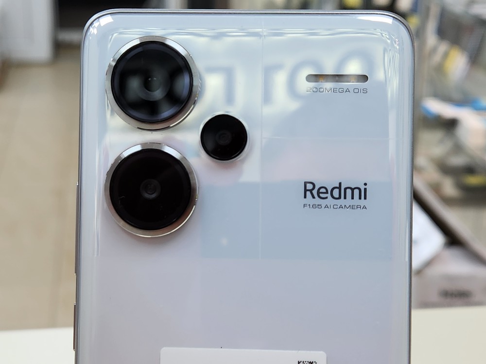 Смартфон Xiaomi Redmi Note 13 Pro+ 12/512
