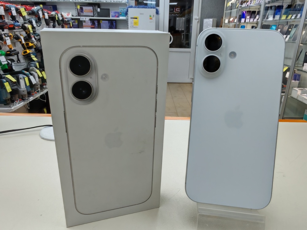 Смартфон Apple Iphone 17 256Gb