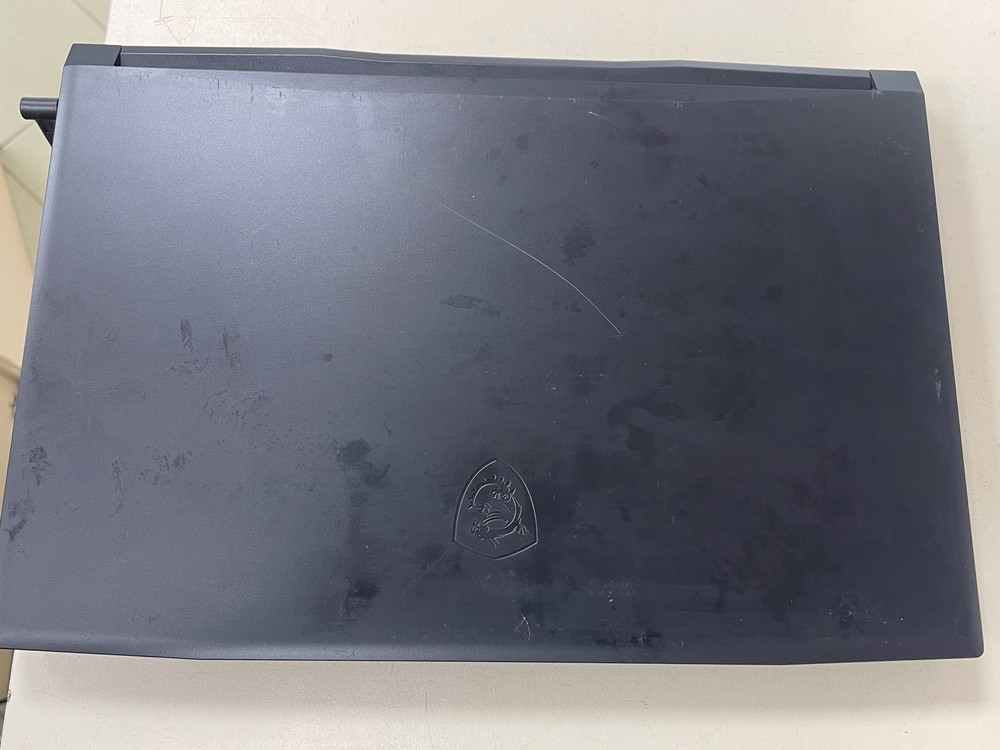 Ноутбук MSI katana gf76;  Core I5-11400H, GeForce RTX 3050, 16 Гб, 512 GB, Нет