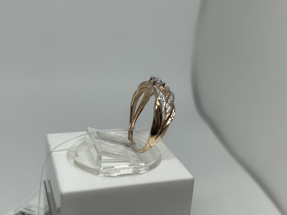 КОЛЬЦО С КАМНЯМИ (Au 585)