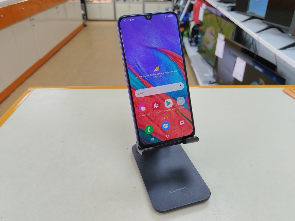 Смартфон Samsung Galaxy A40 4/64