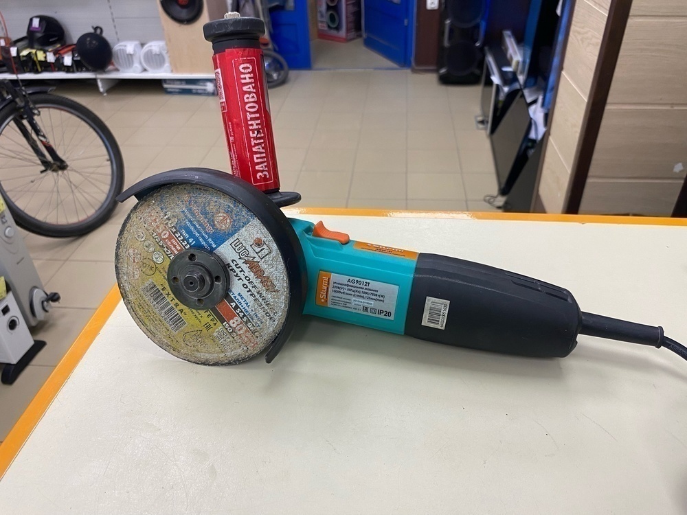 Угловая шлифмашина Sturm! AG9012T Угловая шлифмашина Sturm! AG9012T