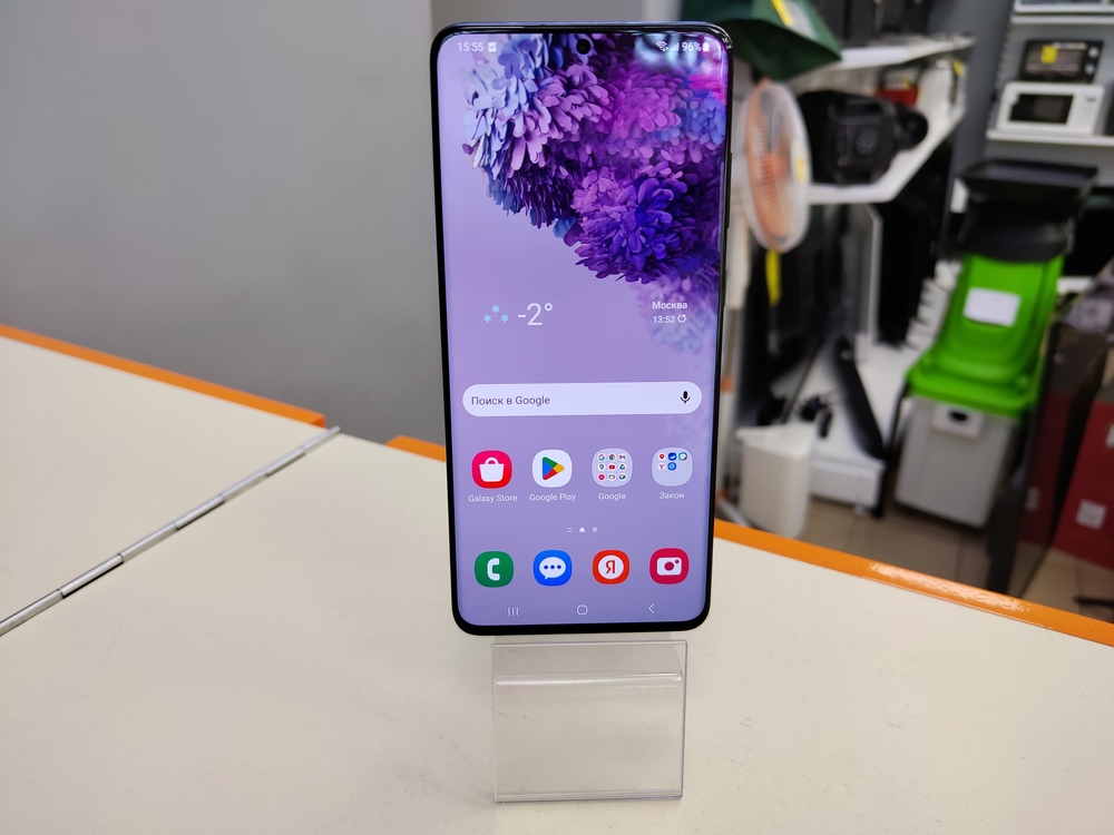 Смартфон Samsung Galaxy S20 Plus