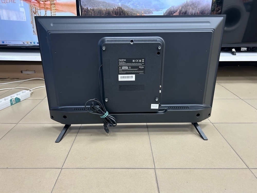 LED Телевизор Realme 32 RMT101
