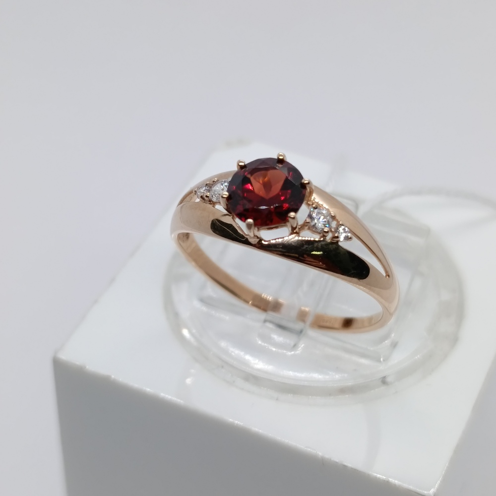 КОЛЬЦО С КАМНЯМИ (Au 585)