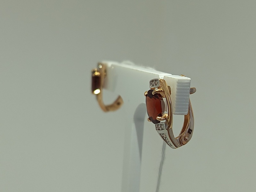 СКМИ585 СЕРЬГИ С КАМНЯМИ (Au 585)