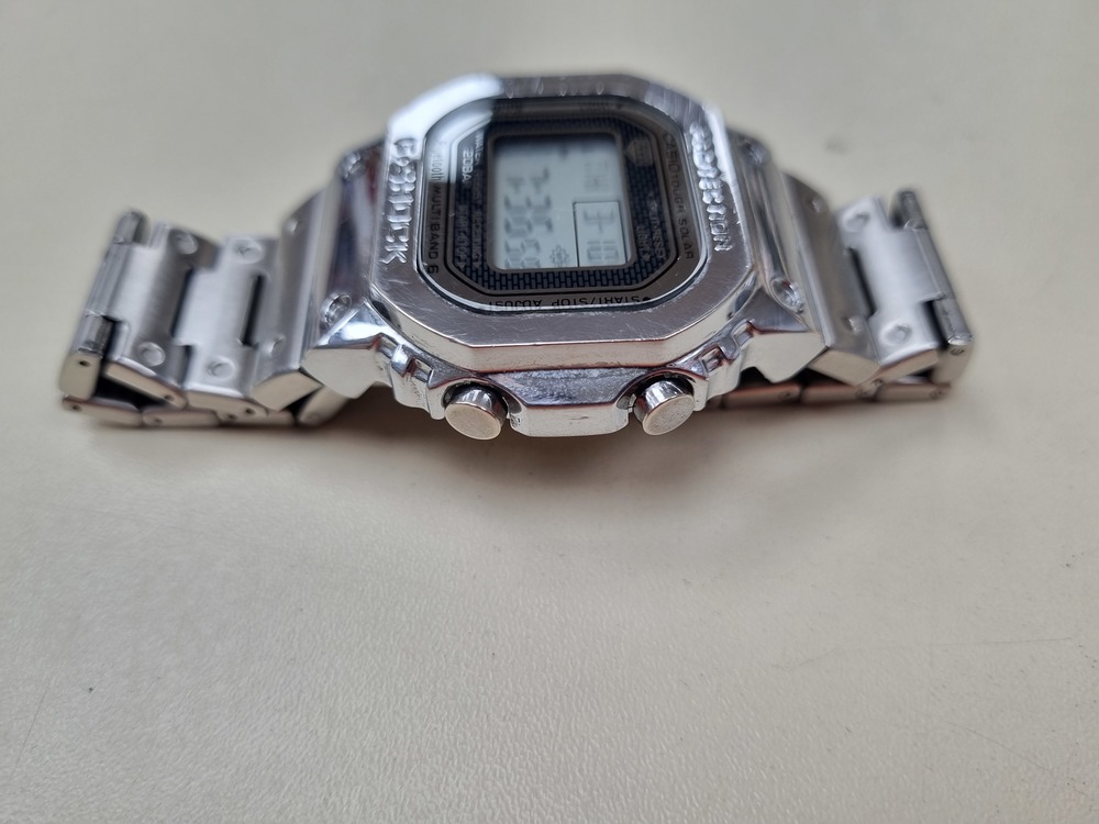 Часы наручные Casio GMW-B5000D-1E