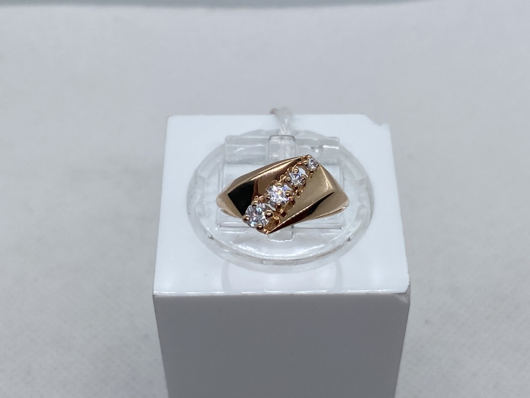 КОЛКМИ585 КОЛЬЦО С КАМНЯМИ (Au 585)