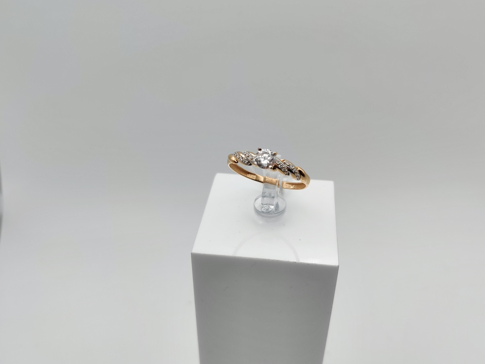 КОЛКМИ375 КОЛЬЦО С КАМНЯМИ (Au 375)