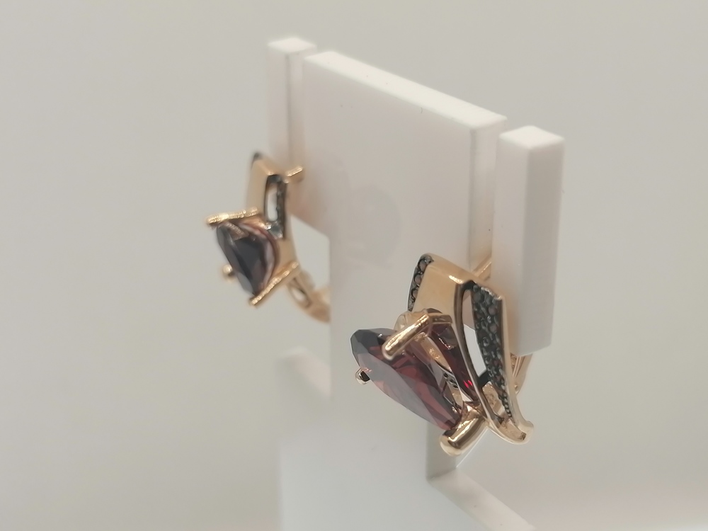 СЕРЬГИ ГРАНАТ с камнем (Au 585)