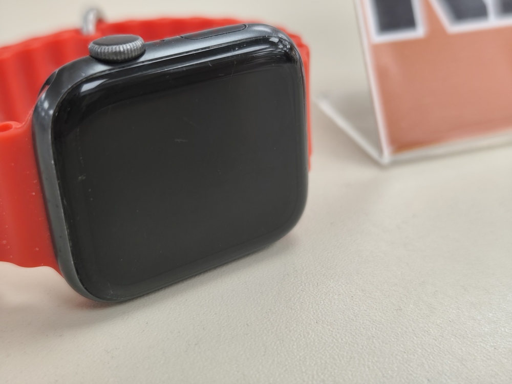 Смарт-часы Apple Watch Series 6 40mm