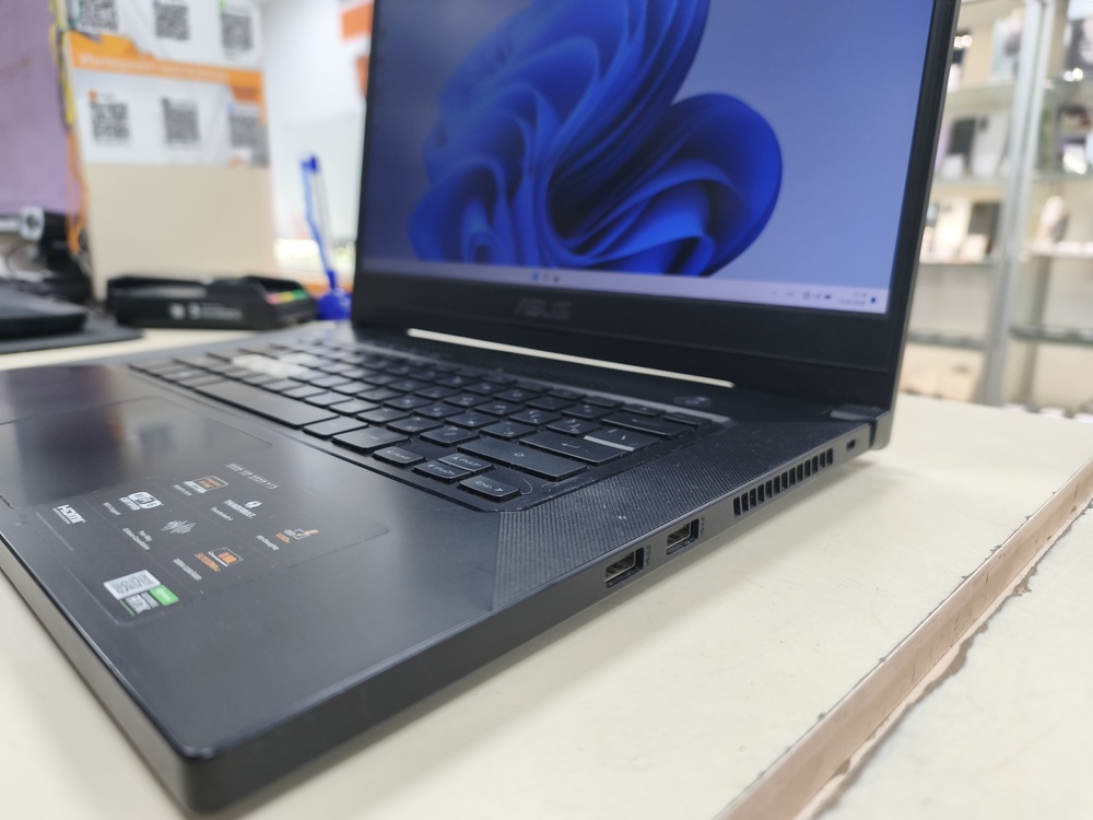 Ноутбук ASUS TUF Dash F15 FX516FX516PC-HN558; I5-11300H, GeForce RTX 3050, 16 Гб, 512 GB, Нет