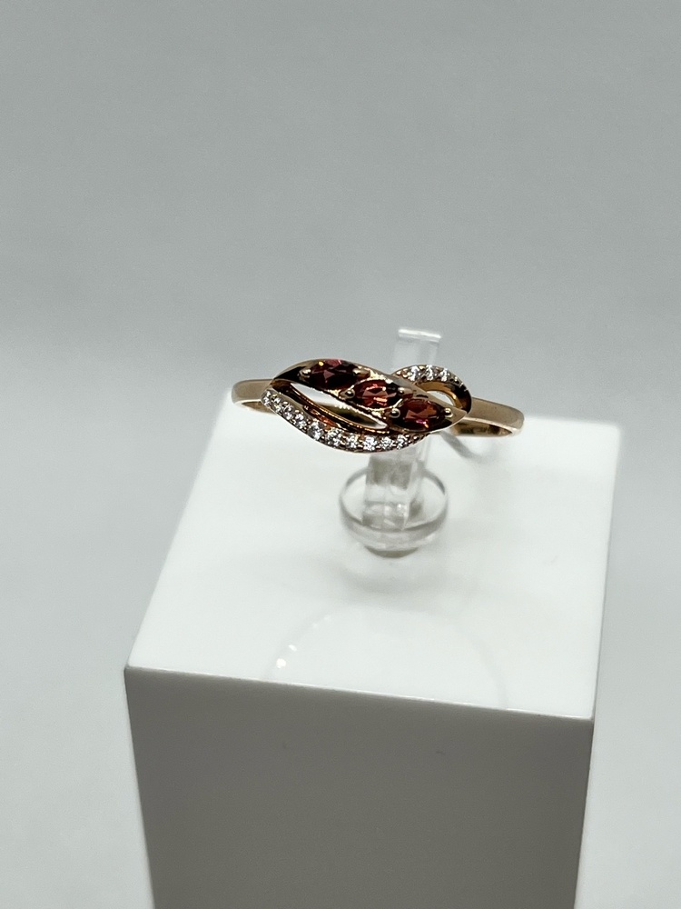 КОЛКМИ585 КОЛЬЦО С КАМНЯМИ (Au 585)