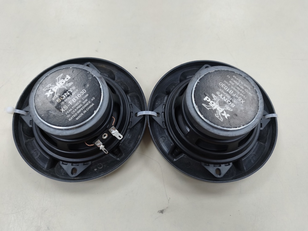 Автоакустика передняя Sony XS-FB1030