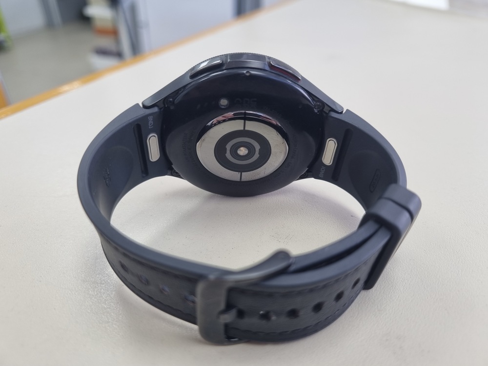 Смарт-часы Samsung Galaxy Watch 6 47mm classic