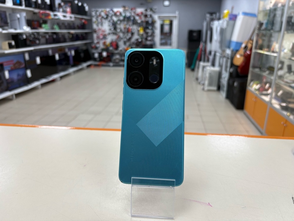 Смартфон Tecno Spark Go 2023 3/64