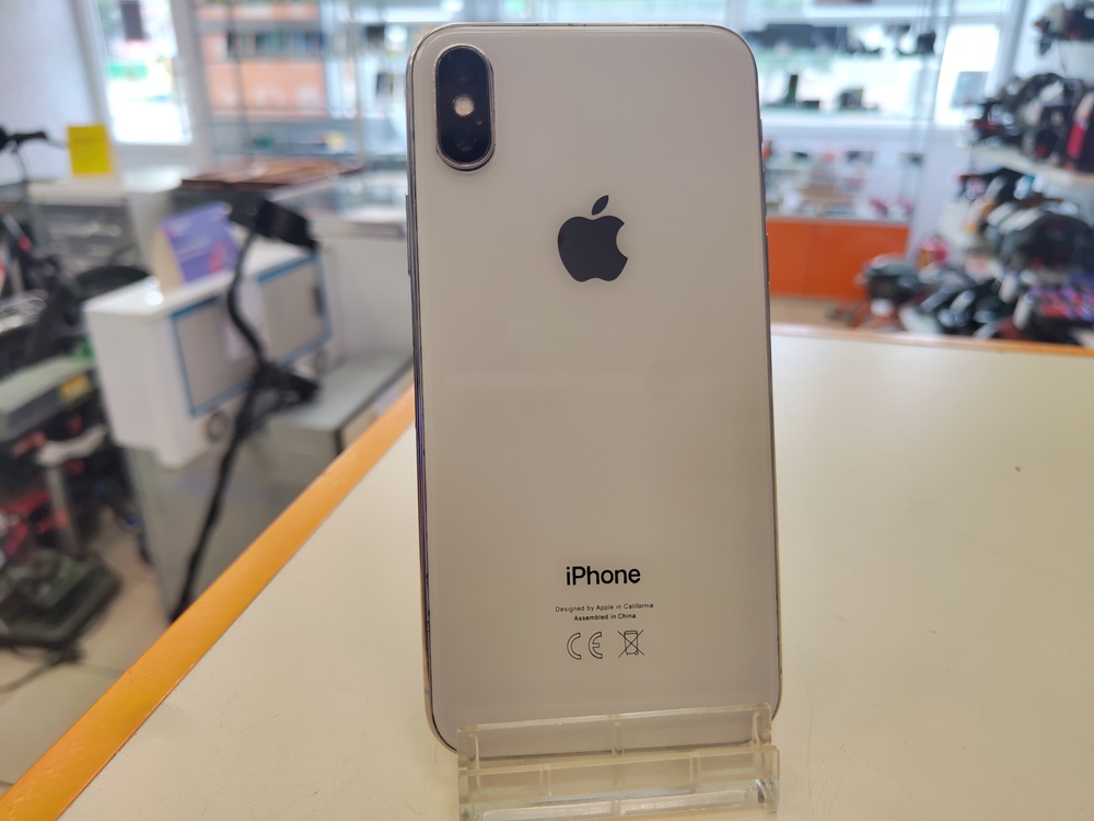 Смартфон Apple iPhone Xs 64Gb