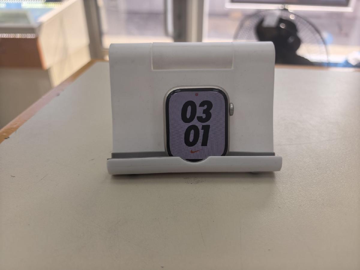 Смарт-часы Apple Watch Series 7 45mm