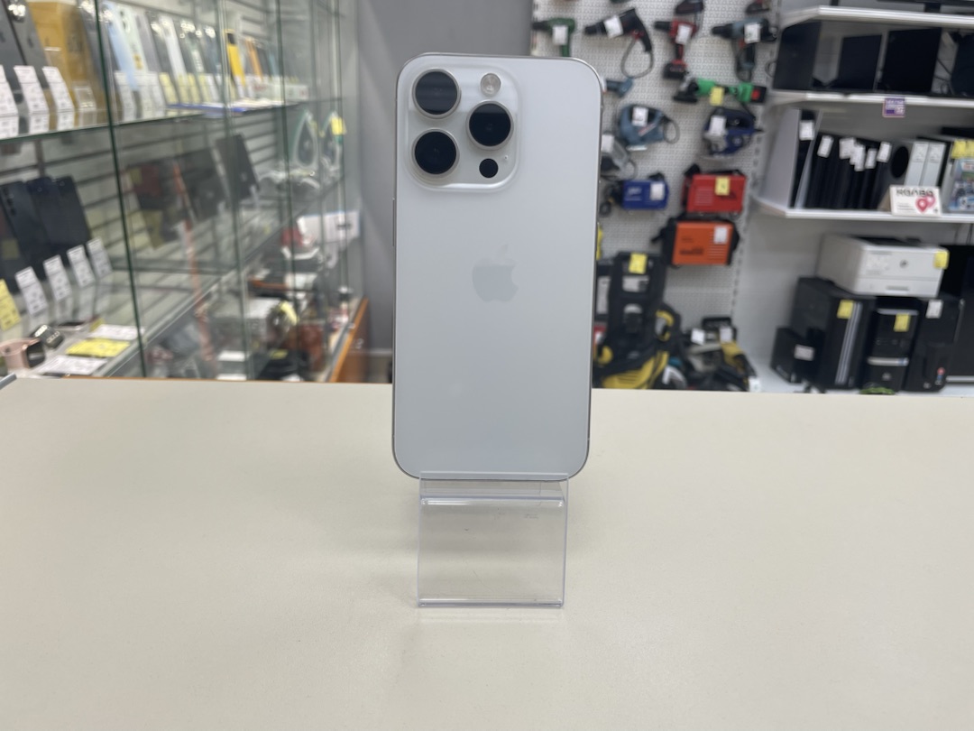 Смартфон Apple Iphone 15 Pro 256Gb