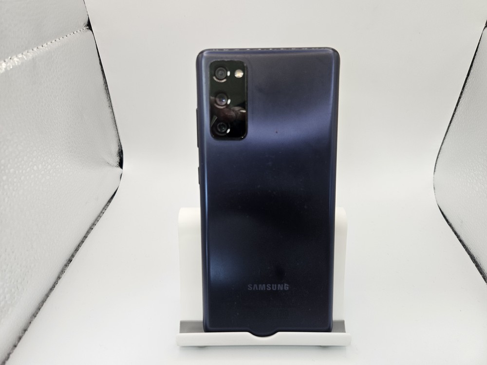 Смартфон Samsung Galaxy S20 FE 6/128