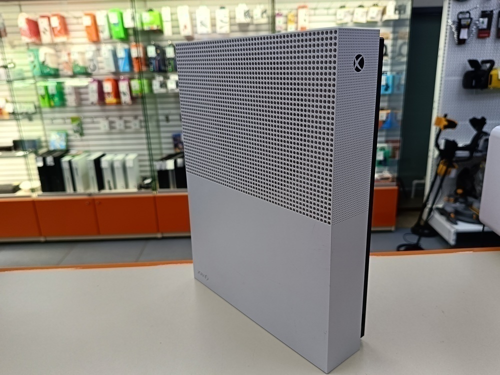 Игровая приставка Xbox One S 1TB