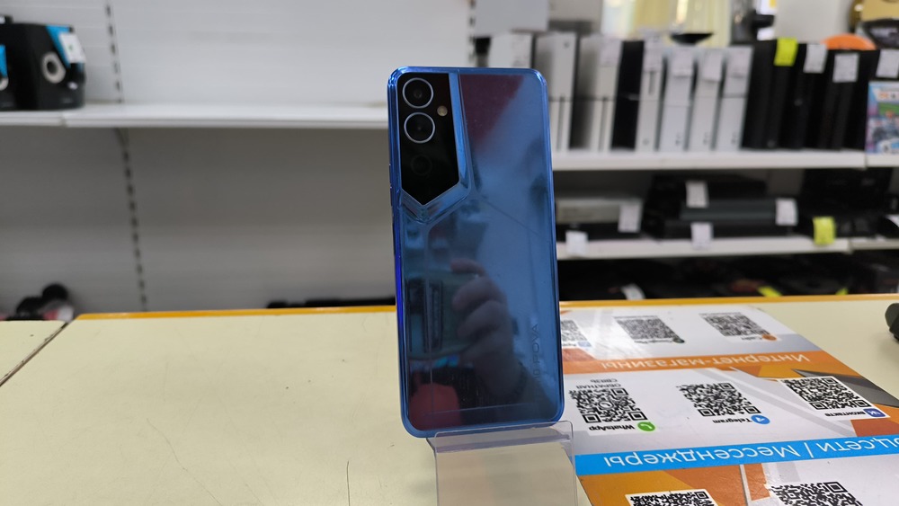 Смартфон Tecno POVA Neo 2 6/128