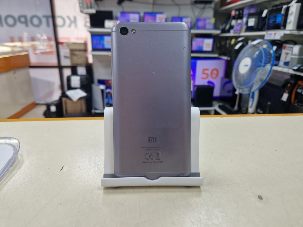 Смартфон Xiaomi Redmi Note 5A 2/16