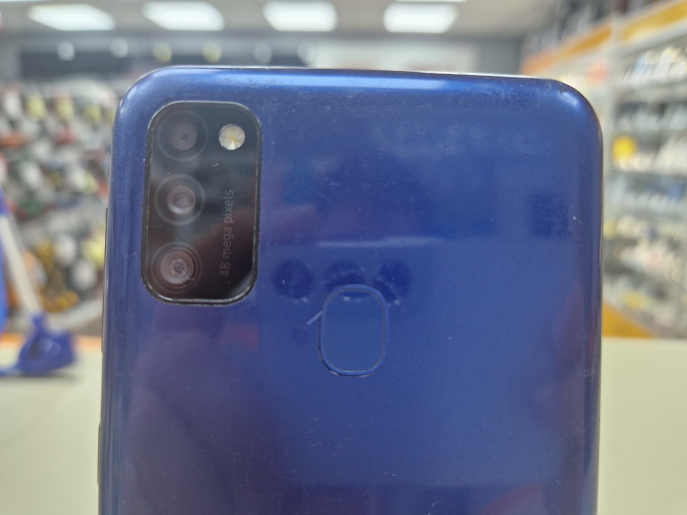 Смартфон Samsung Galaxy M21 4/64