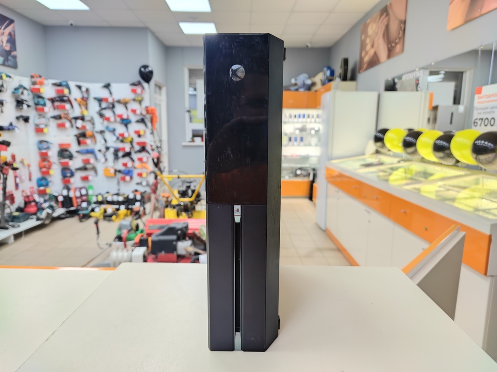 Игровая приставка Xbox One 500Gb