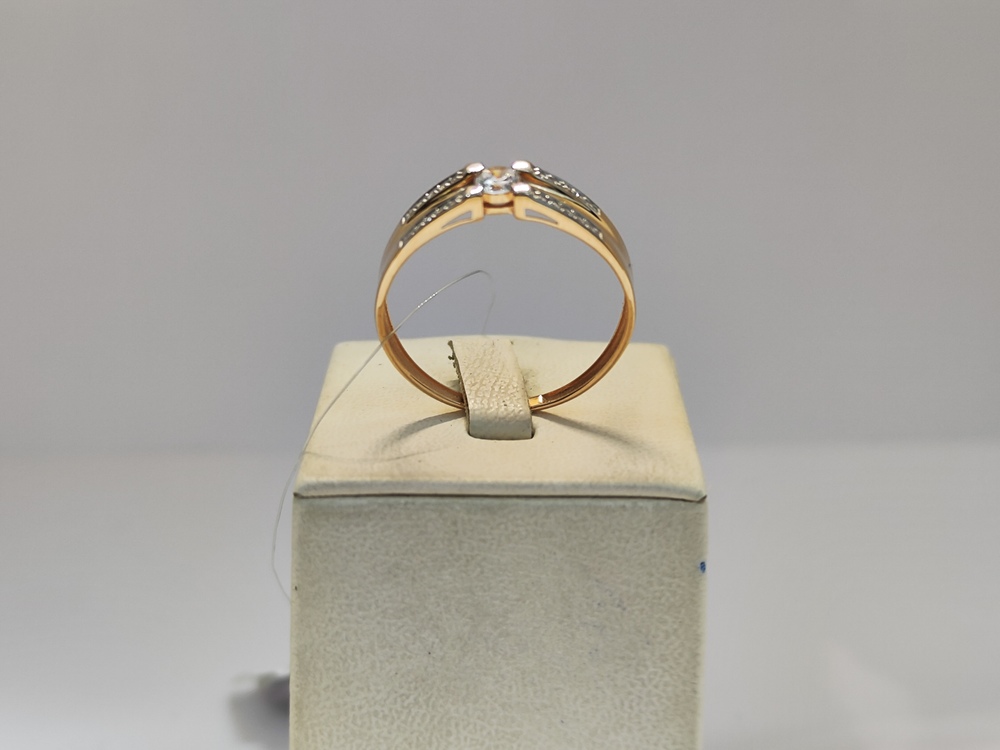 КОЛЬЦО С КАМНЯМИ (Au 585)