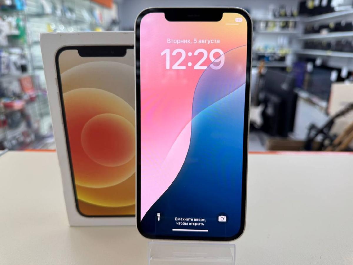 Смартфон Apple iPhone 12 64Gb