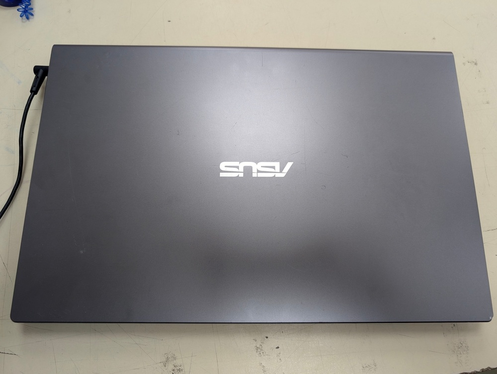 Ноутбук ASUS; Core i3-1005G1,  Intel(R) Graphics, 3 Гб, 240 Гб, Нет
